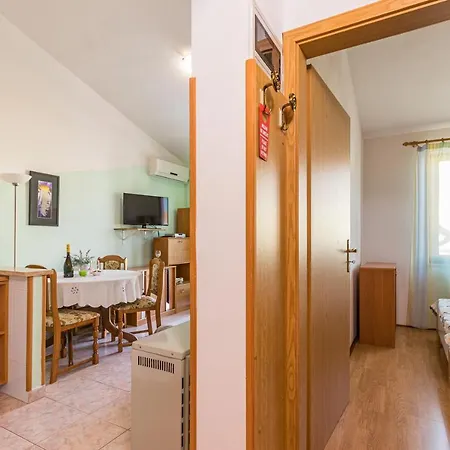 Apartment Buic Pula Exterior foto